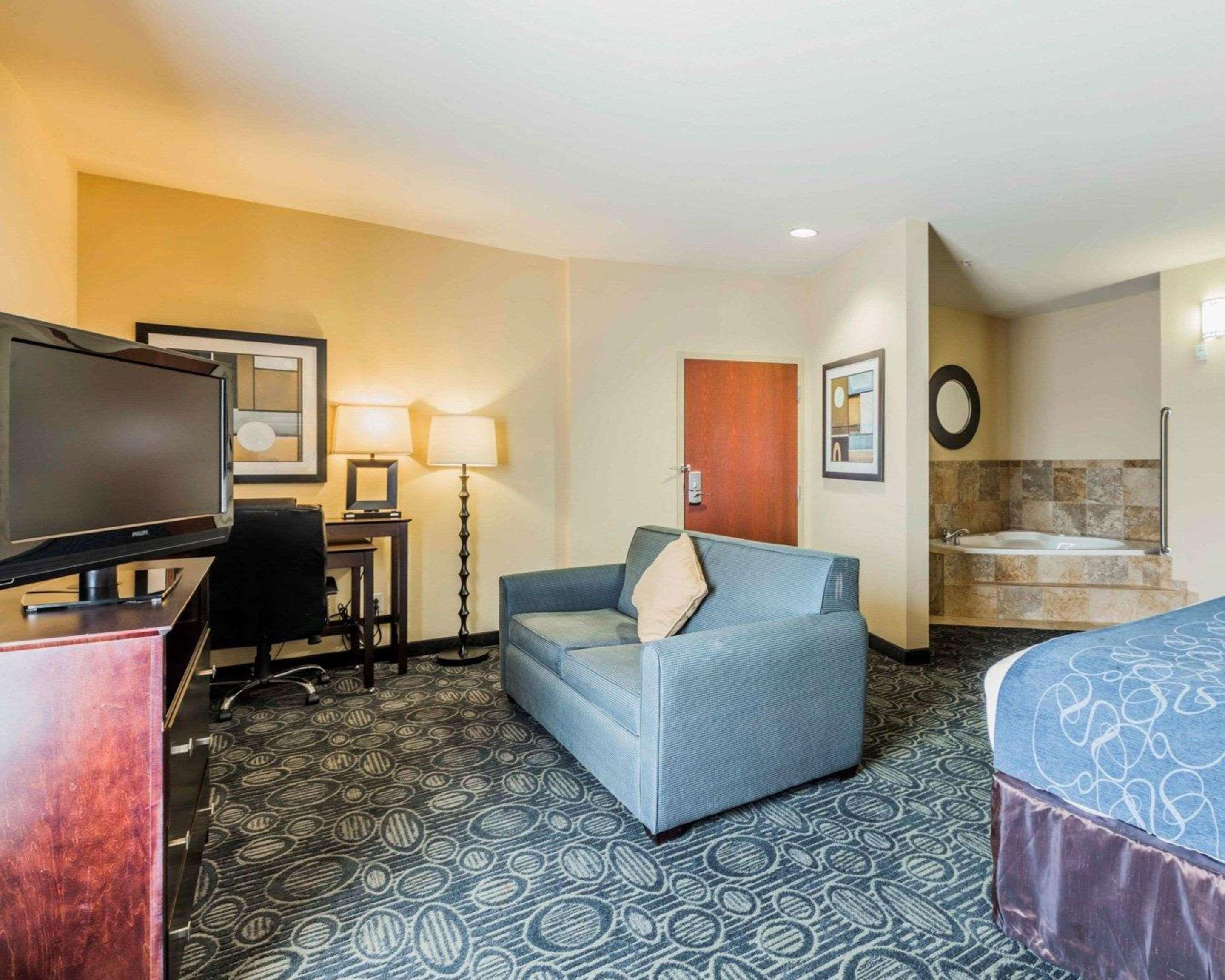 Comfort Suites Pell City I-20 Exit 158 Екстериор снимка