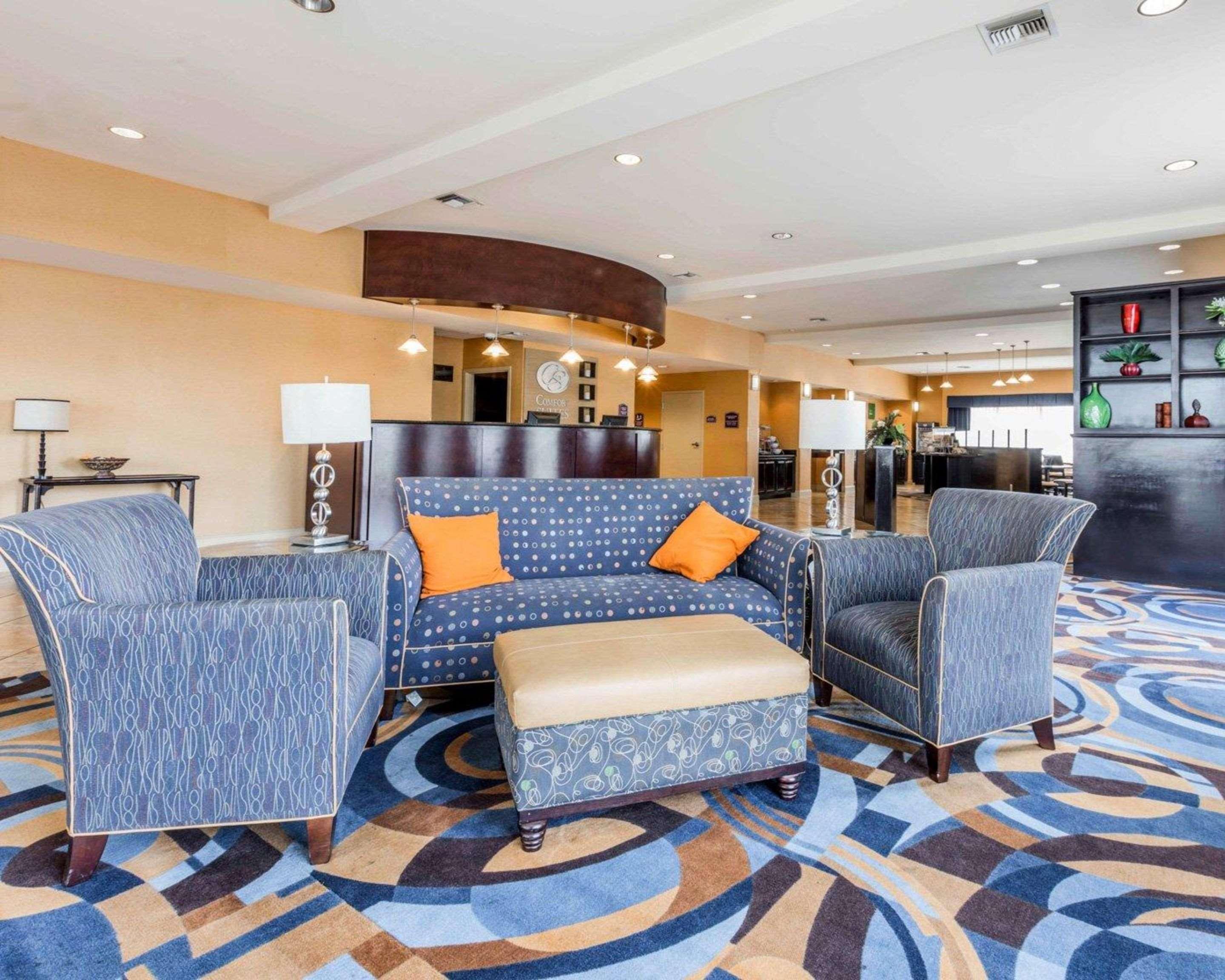 Comfort Suites Pell City I-20 Exit 158 Екстериор снимка