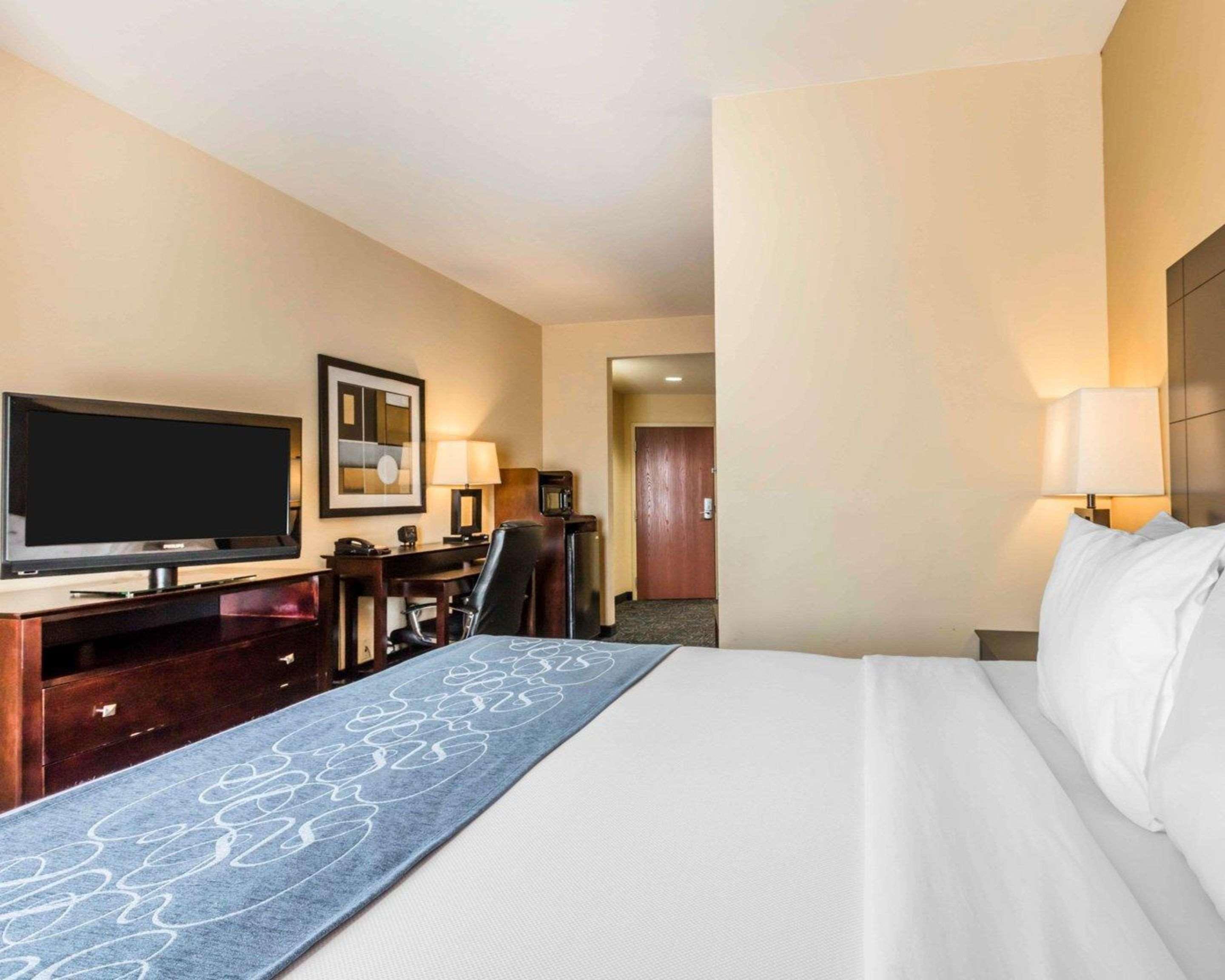 Comfort Suites Pell City I-20 Exit 158 Екстериор снимка